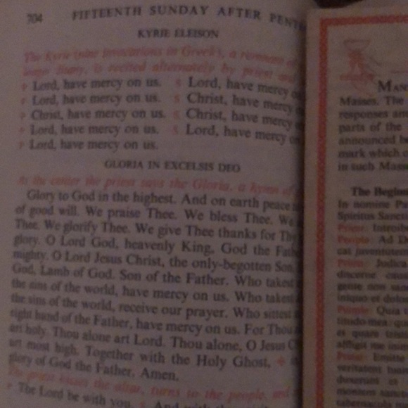 Brand new unused Catholic missal Bible - Picture 12 of 14